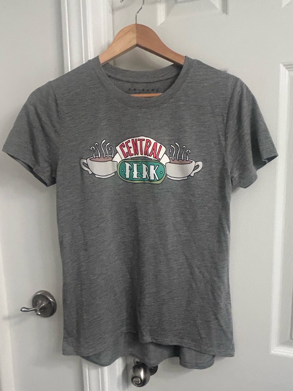 Friends Central Perk Graphic T-Shirt Gray XS Women’s Short Sleeve TV Show